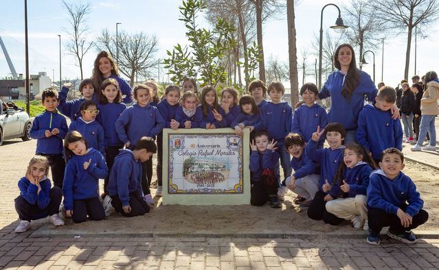 El Colegio Rafael Morales celebra su 40 Aniversario con un homenaje a la naturaleza y la educación