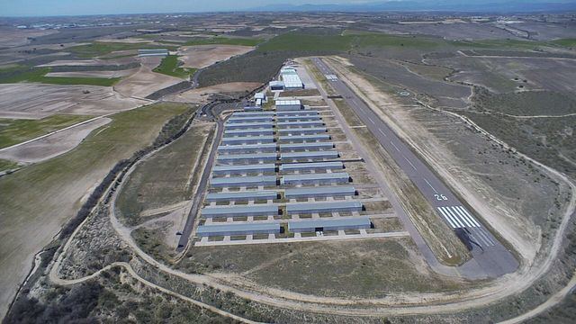 Una avioneta vuelca en pleno aterrizaje y deja a dos hombres heridos en Casarrubios