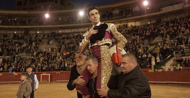 Tomás Rufo brilla en Valencia y se gana la Puerta Grande