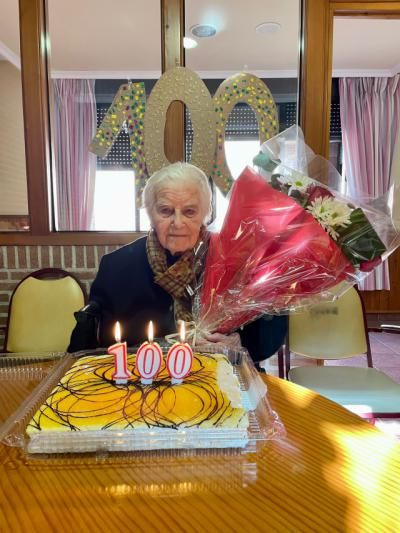 La calerana Julia Joaquina Caballero Oliva cumple 100 años