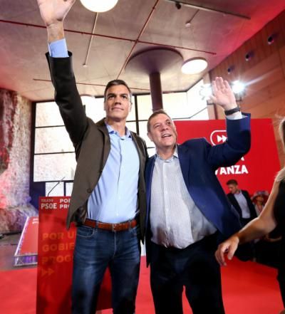 Pedro Sánchez exhibe la unidad del PSOE