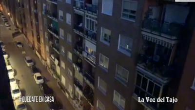 VIDEO | El sorprendente homenaje a nuestros mayores de los vecinos de una calle en Talavera