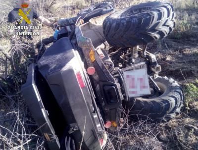 Dos personas son auxiliadas tras tener un accidente de quad