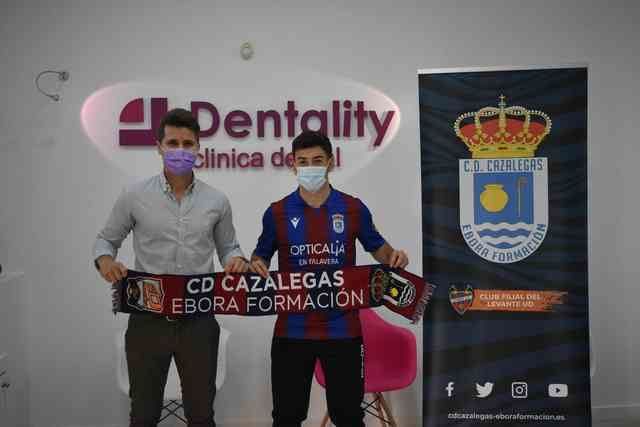 Dentality, una colaboración que saca la mejor sonrisa del CD Cazalegas-Ebora Formación