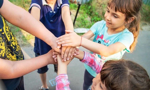 Formas de prevenir la violencia entre niños y adolescentes