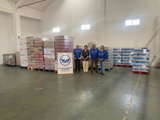 Mercadona entrega más de 20 toneladas de productos al banco de alimentos de Toledo