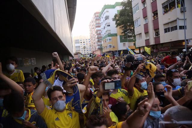 DEPORTES | El sinsentido de la afición amarilla