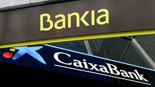 ECONOMÍA | Caixabank y Bankia estudian fusionarse