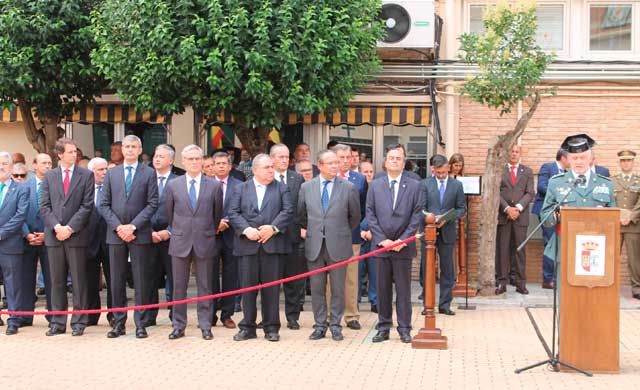 Álvaro Gutiérrez felicita al nuevo jefe de la 2ª zona de la Guardia Civil de CLM