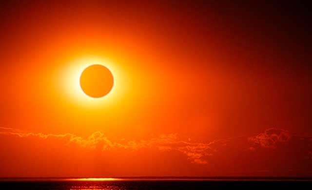 El verano dejará dos eclipses y varias lluvias de meteoros