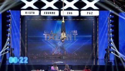 El ilusionista y escapista extremeño, ya casi talaverano, Alfred Cobami, triunfa en Got Talent