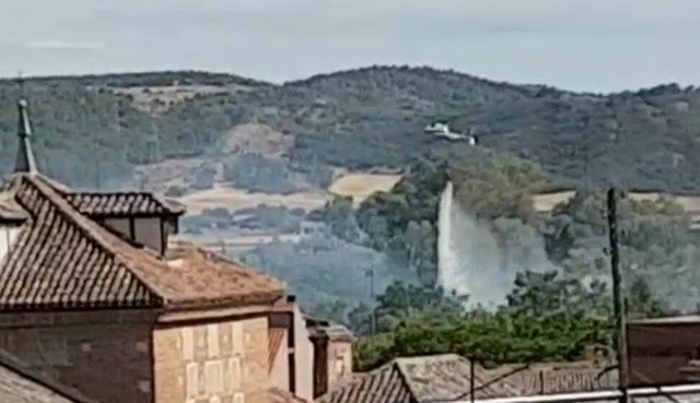 VÍDEO | Controlado el incendio en una de las islas del Tajo en Talavera