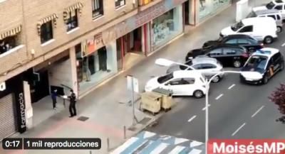 VÍDEO | El regalo de cumpleaños de una patrulla de la Policía Nacional a un chico de Talavera