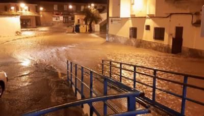 VÍDEO | Calles desbordadas por la lluvia en Cebolla