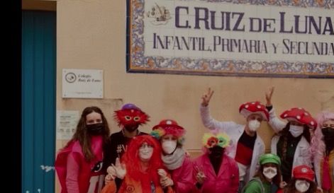 VÍDEO | Ritmo y color en el Carnaval del Colegio Ruiz de Luna