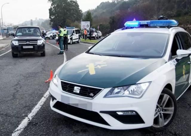 Un coche de la Guardia Civil durante un control -Juan Manuel Serrano Arce - Europa Press - Archivo