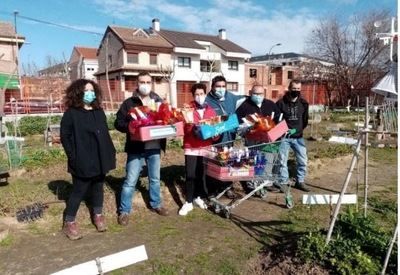 TALAVERA | 'Siembra una sonrisa', el proyecto que une a mayores y pequeños