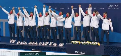 La ‘navalqueña’ Pili Peña, plata en waterpolo