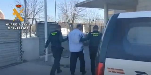 Dos detenidos tras el atraco con rehenes en una sucursal bancaria