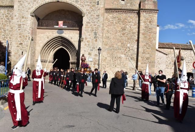 La Procesión de la Comarca engrandece Talavera este Domingo de Ramos