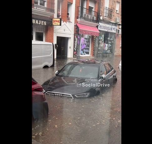 Una tromba de agua causa inundaciones y accidentes en un municipio de Toledo