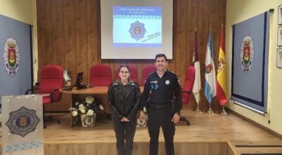 Una alumna de la UNED, de prácticas en la Policía Local de Talavera