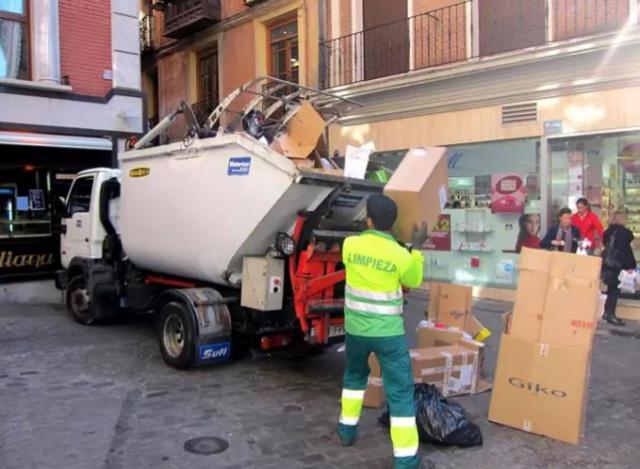 Desconvocada la huelga de limpieza y recogida de basura de Toledo