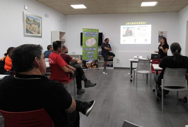 Cobisa ha organizado el primer seminario de perros de rastreo de personas “MANTRAILING”