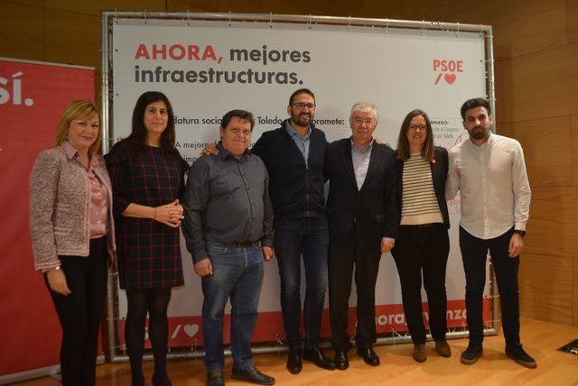 El PSOE de CLM se compromete a mejorar las conexiones con Madrid