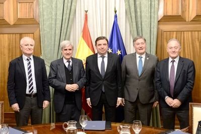 El presidente del Colegio de Veterinarios de Toledo se reúne con el Ministro de Agricultura, Pesca y Alimentación