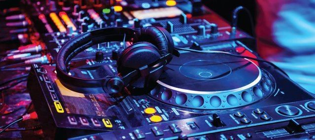 Polémica en Burguillos por la contratación de un DJ 'ultraderechista bajo investigación judicial'