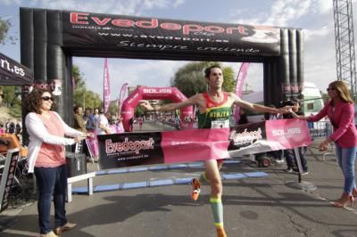 Antonio Núñez reina en la Media Maratón Ciudad de Talavera y logra su undécima victoria