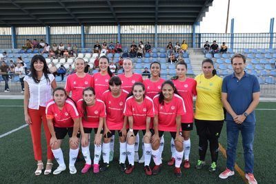 Apoyo del Gobierno municipal al f&#250;tbol femenino talaverano 