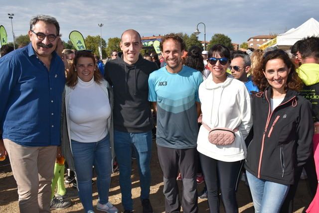 Alrededor de 1.500 atletas participan en la XIII edición de la Carrera y Vuelta Solidaria ‘Avanzando Juntos’ de ASEM C-LM