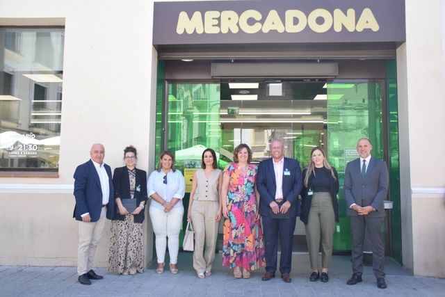 Mercadona sorprende al Gobierno de CLM con su compromiso sostenible en Talavera