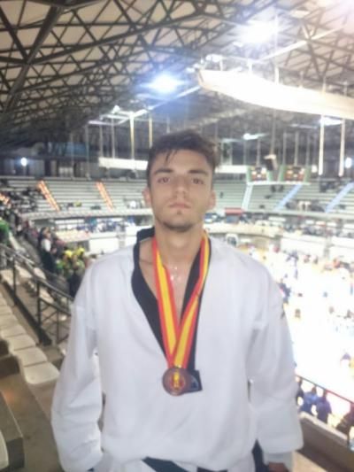 El talaverano Daniel García, medalla de bronce en Campeonato de España de Taekwondo