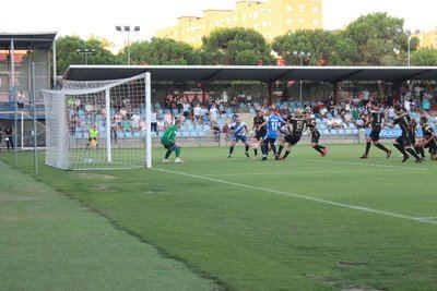 El CF Talavera estrena victoria en Primera RFEF ante el Sanse