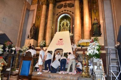 La Virgen del Prado vuelve a vestirse de flores