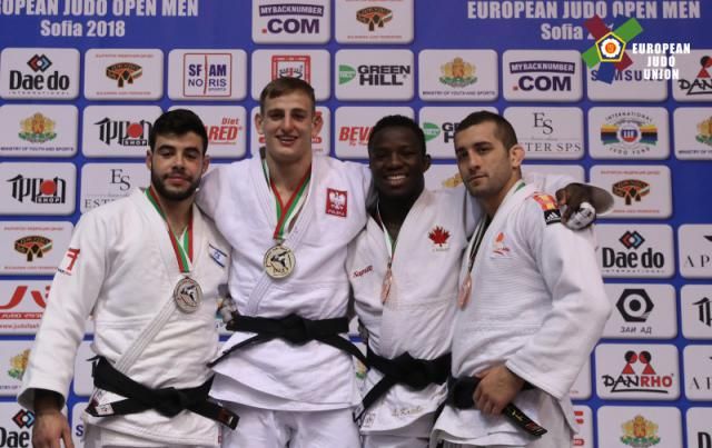 Adrián Nacimiento con su medalla de bronce / European Judo Union / Fotógrafo: Kostadin Andonov