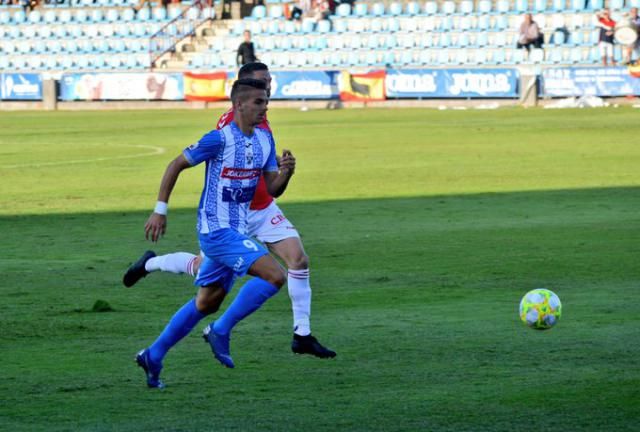 El delantero Pablo Aguilera deja el CF Talavera