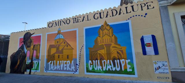 Inaugurado el nuevo mural para promocionar el Camino de Guadalupe de Talavera