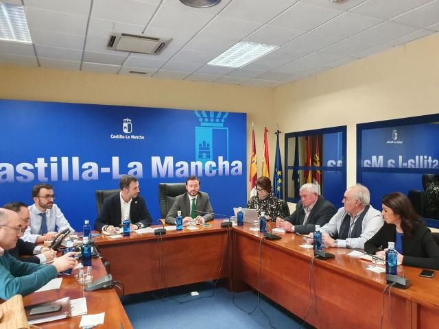 Los participantes en la reunión.