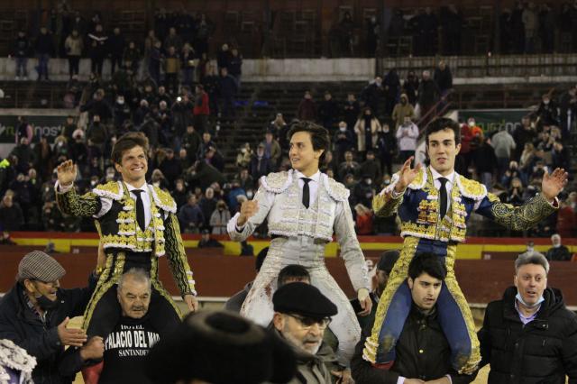 Tomás Rufo, cumbre y puerta grande en Castellón