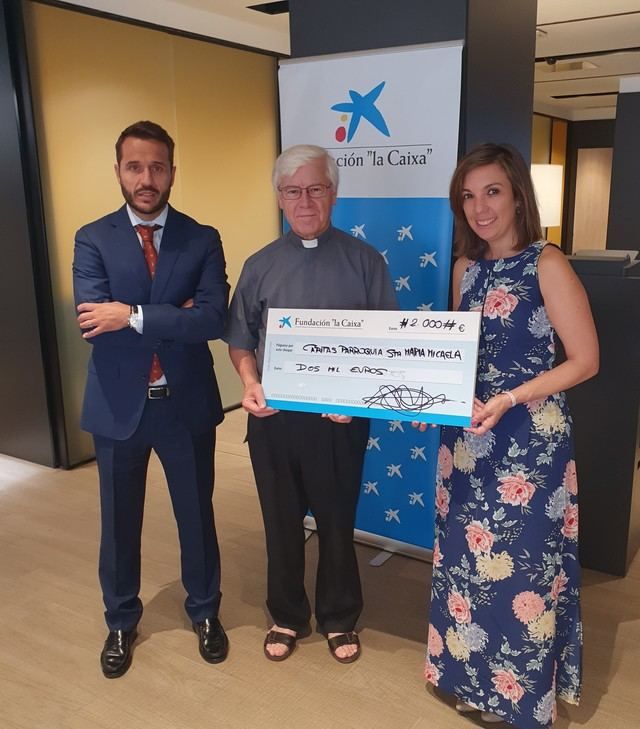 La Parroquia Santa Micaela recibe el apoyo de la Fundación “la Caixa”