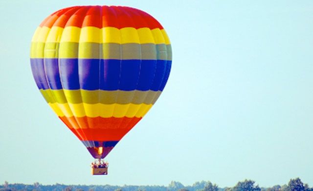 Este sábado podrás subir en el globo del parque Comercial El Golf GRATIS