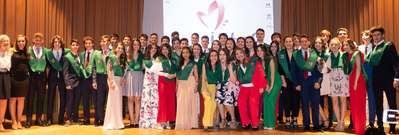 Emotivo acto de graduación de los alumnos de 2º de Bachillerato de los Maristas