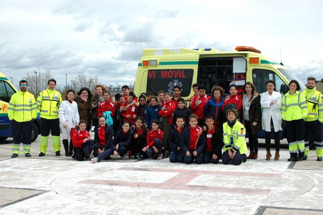 El Hospital de Talavera recibe a un grupo de alumnos del Colegio Clemente Palencia