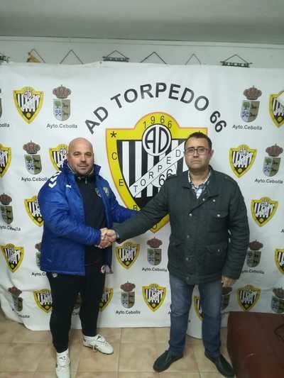 La AD Torpedo 66 presenta al nuevo técnico José Luis Casero