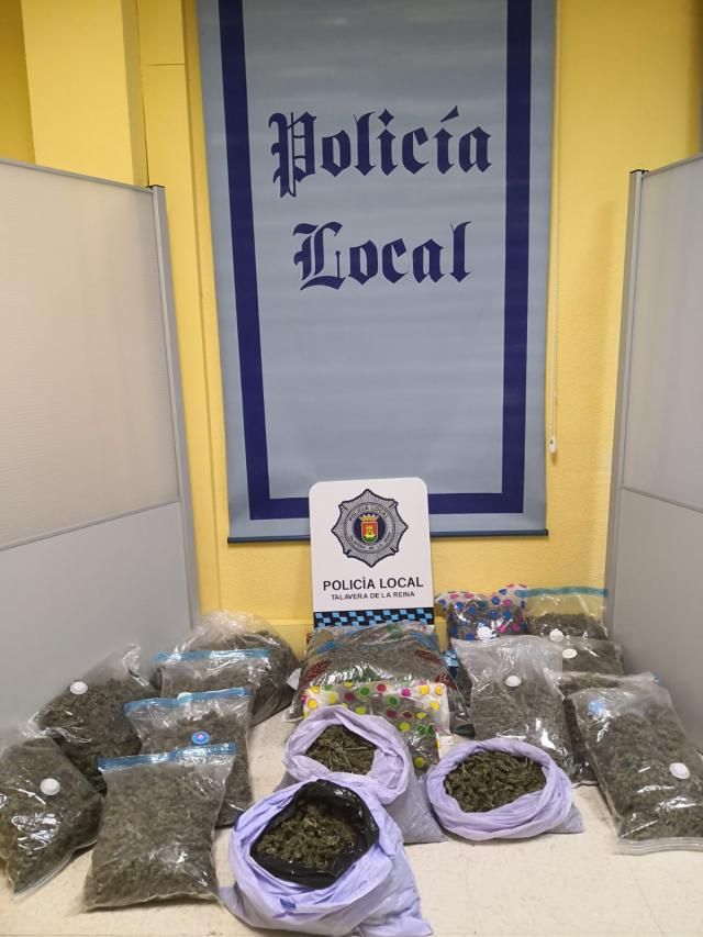 TALAVERA | Pillado con 26 kilos de marihuana en el coche tras un control de alcoholemia