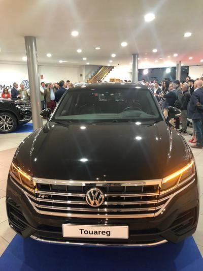 Los talaveranos conocen en primicia el nuevo modelo Volkswagen Touareg